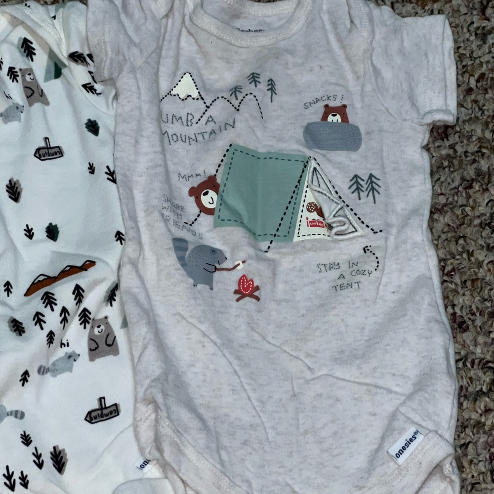 Boys 3-6 month Set of 4 Baby Bodysuits, shirts, tops, outfit - Picture 4 of 4